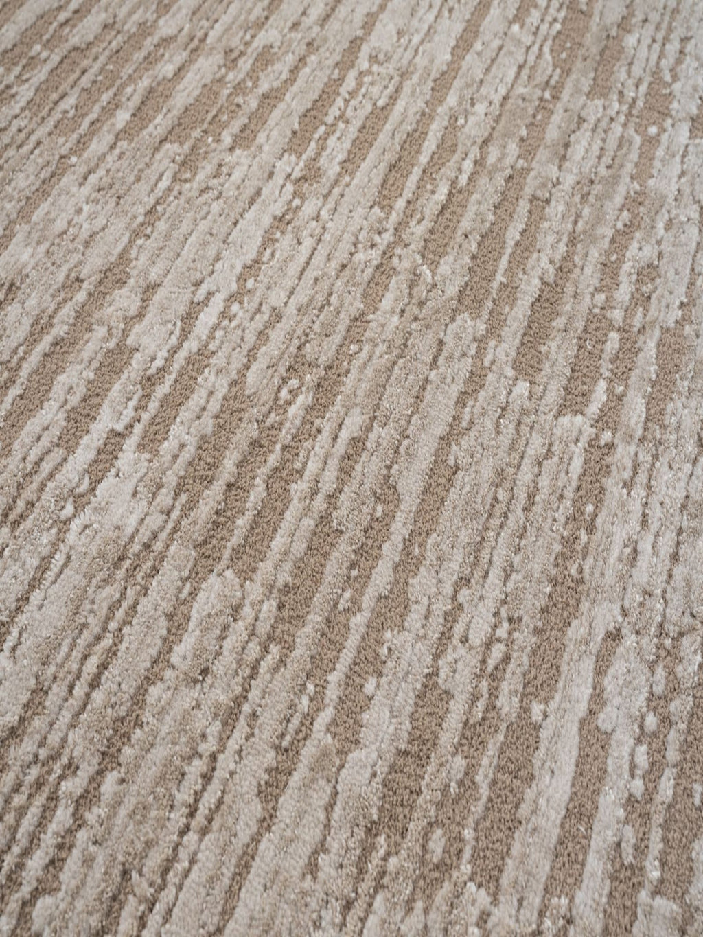 Liva – Vloerkleed in Taupe